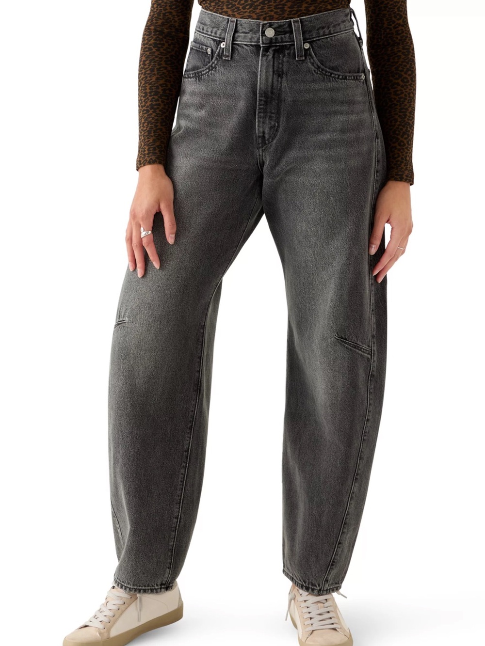 Levi's Washed Black Cinch Waist Barrel Jeans